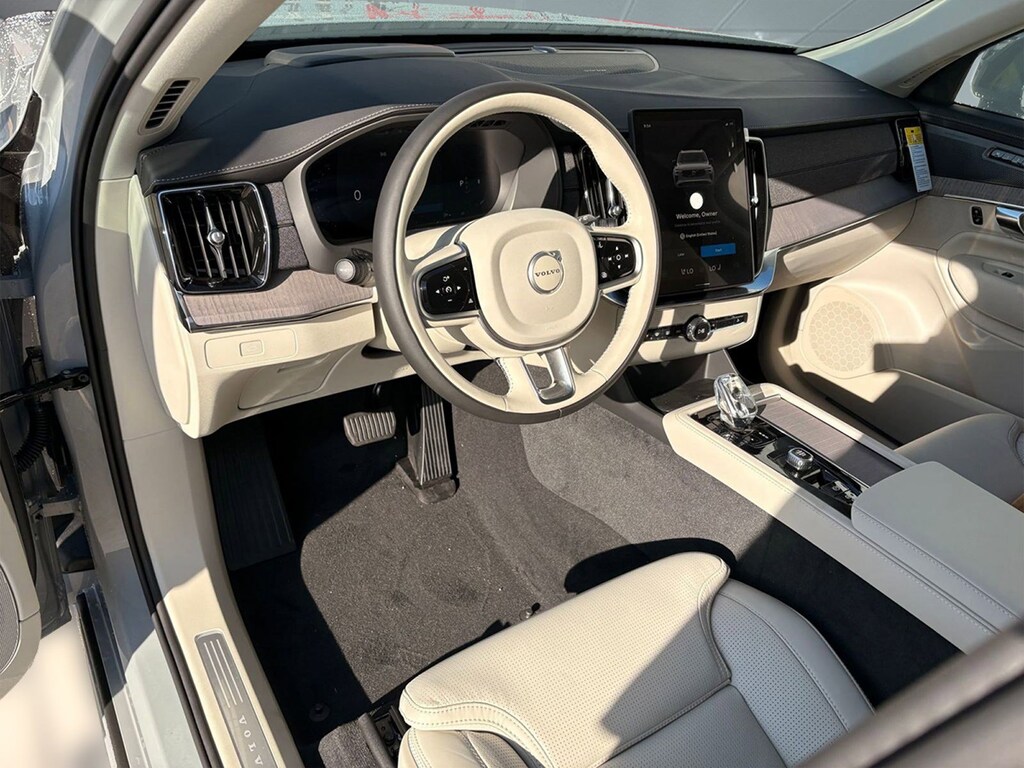 New 2026 Volvo XC90 B6 Ultra Dark Theme 7-Seater SUV