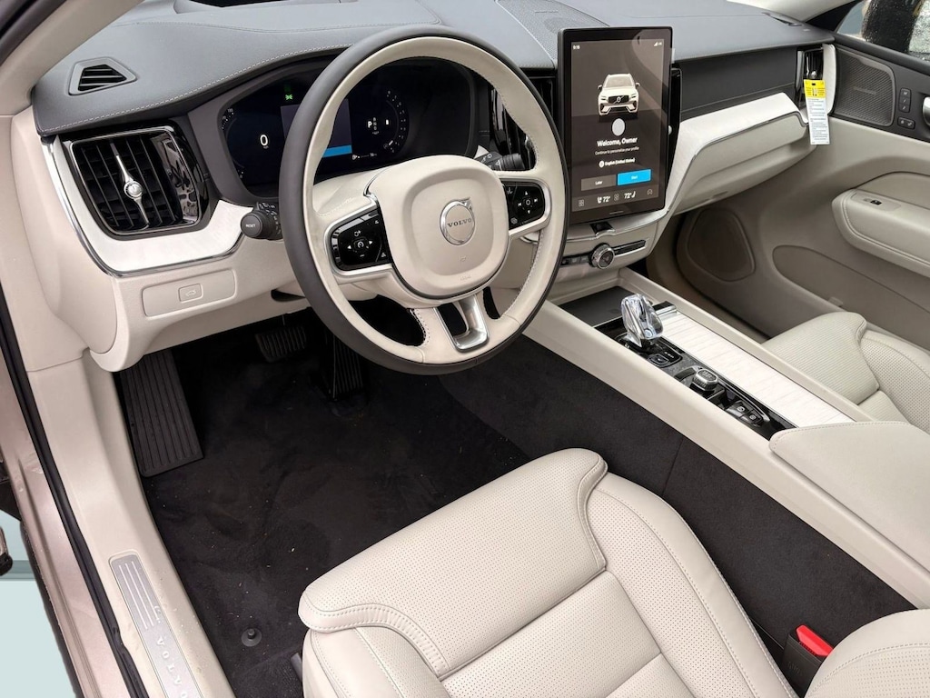 New 2026 Volvo XC60 B5 Ultra SUV