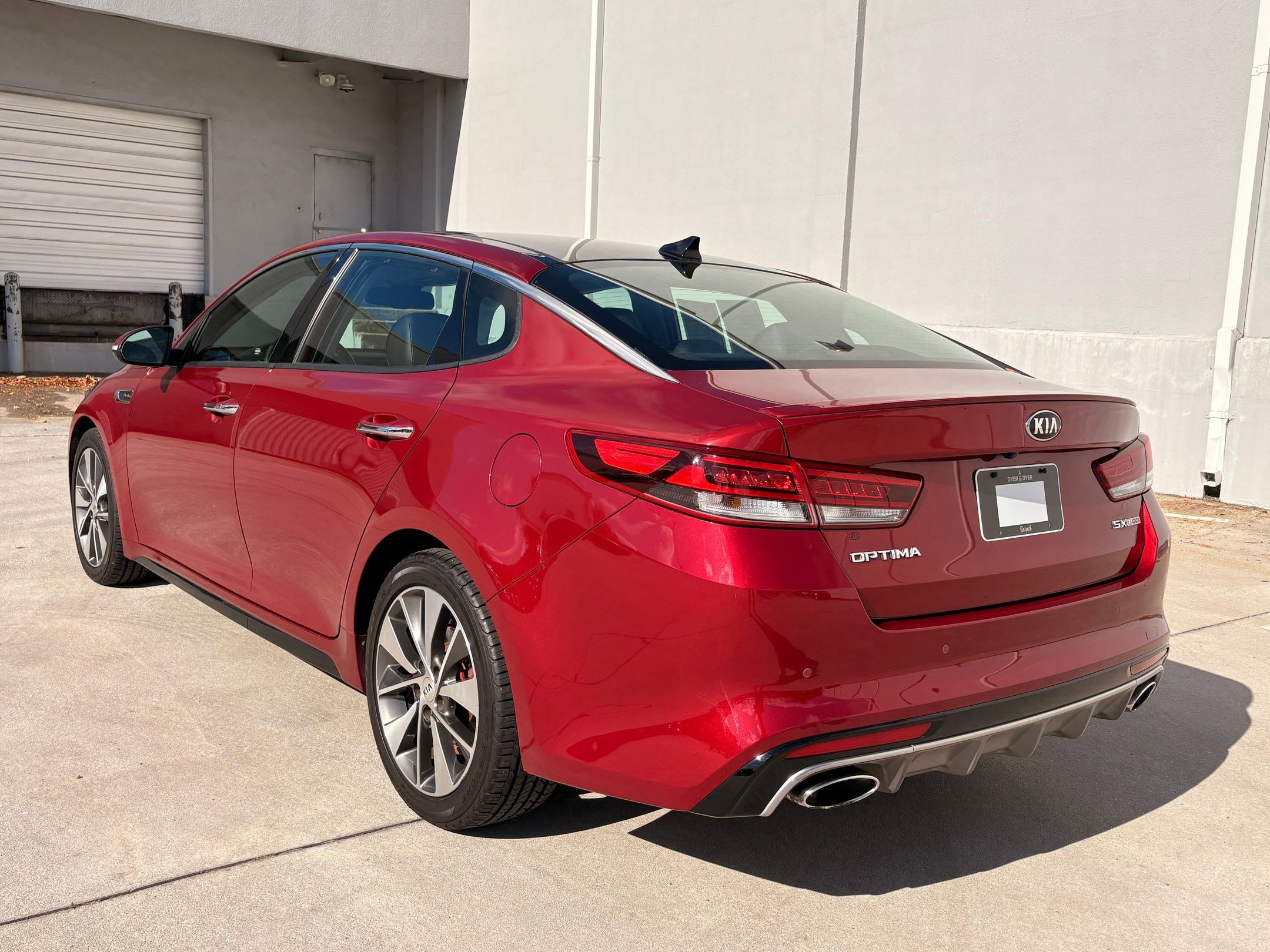 2016 Kia Optima SX Turbo photo 3