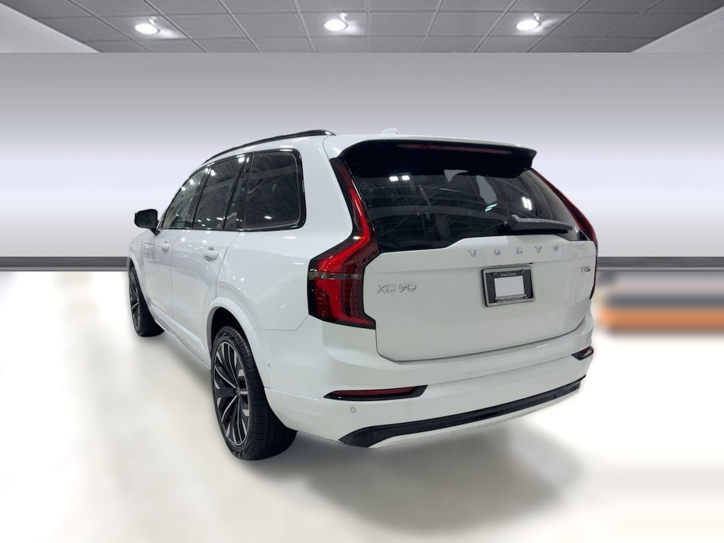 New 2026 Volvo XC90 plug-in hybrid T8 Ultra Dark Theme 6-Seater SUV