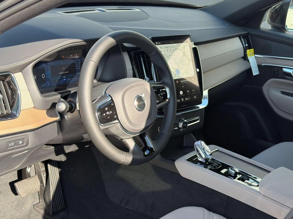 New 2026 Volvo XC90 plug-in hybrid T8 Plus 7-Seater SUV