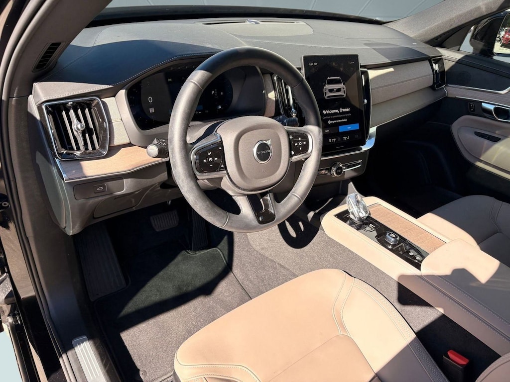 Certified 2025 Volvo XC90 Core SUV