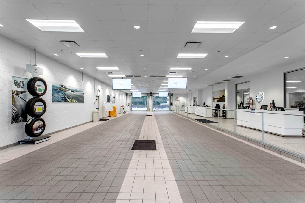 Dealership Photos Dyer & Dyer Volvo Cars