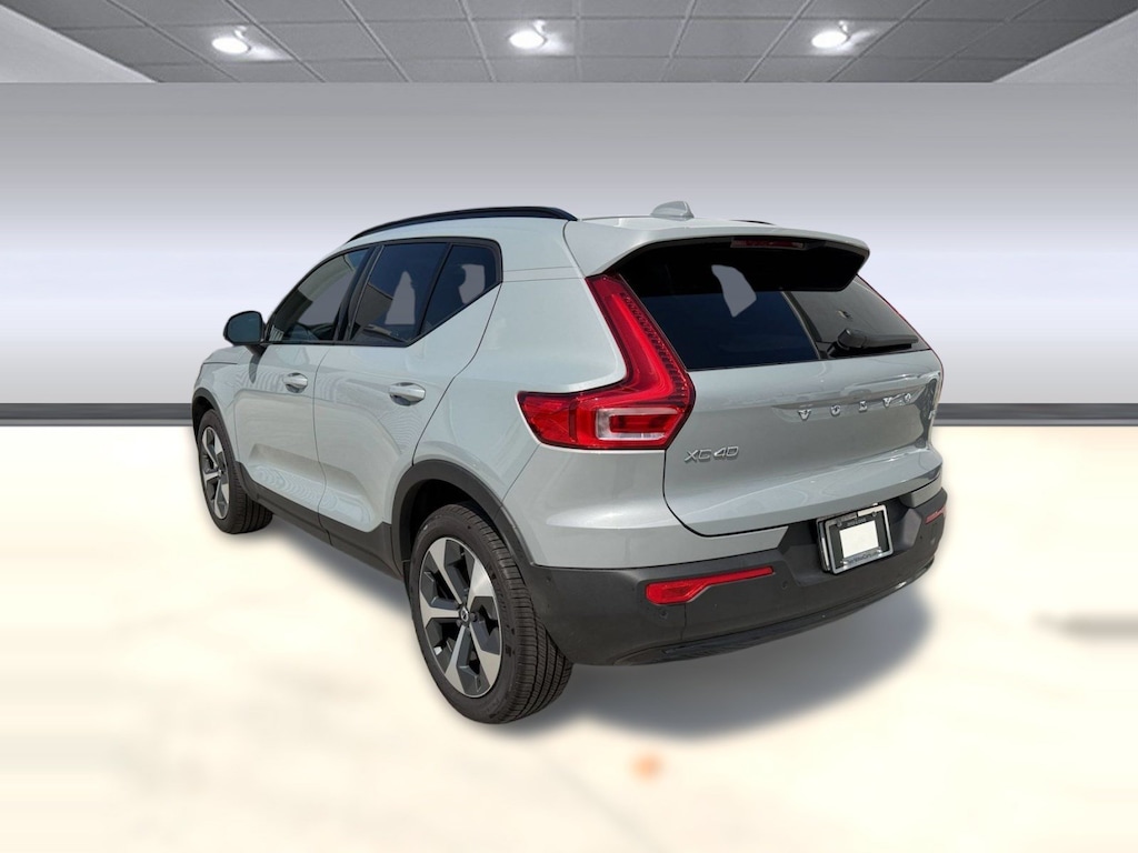 Certified 2026 Volvo XC40 Plus SUV