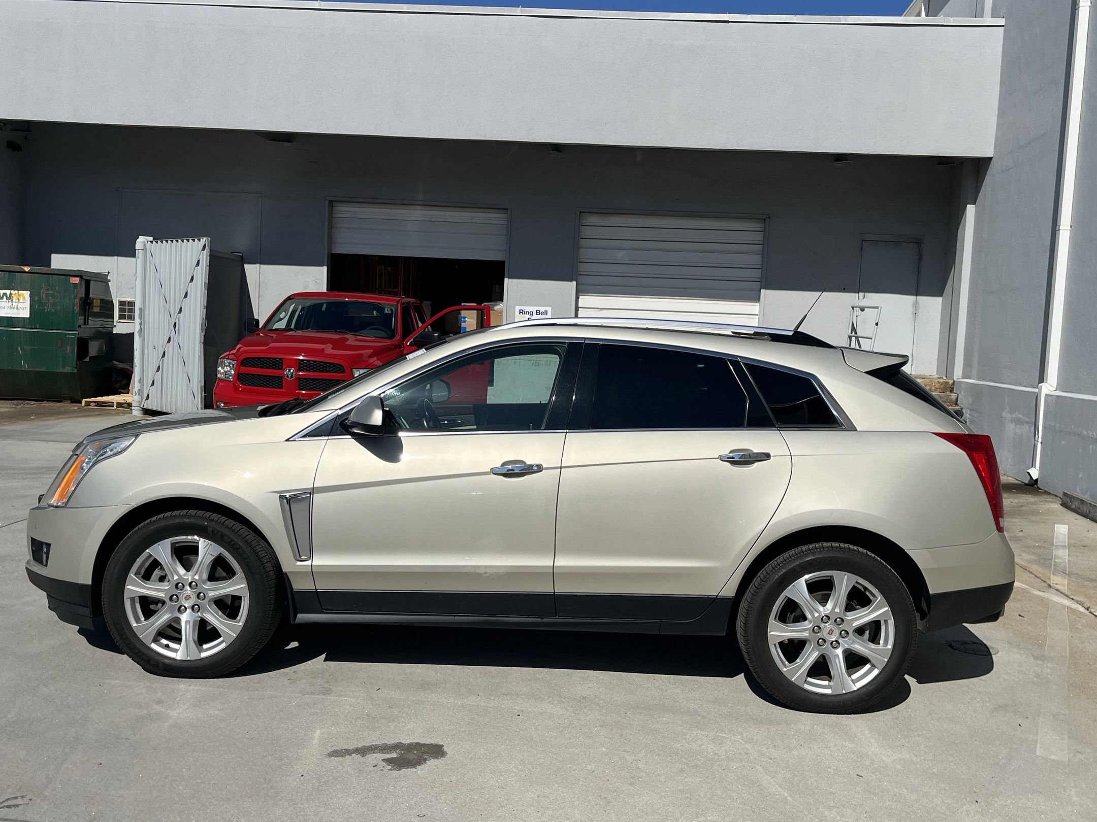 Used 2013 Cadillac SRX Performance Collection with VIN 3GYFNDE32DS539430 for sale in Chamblee, GA