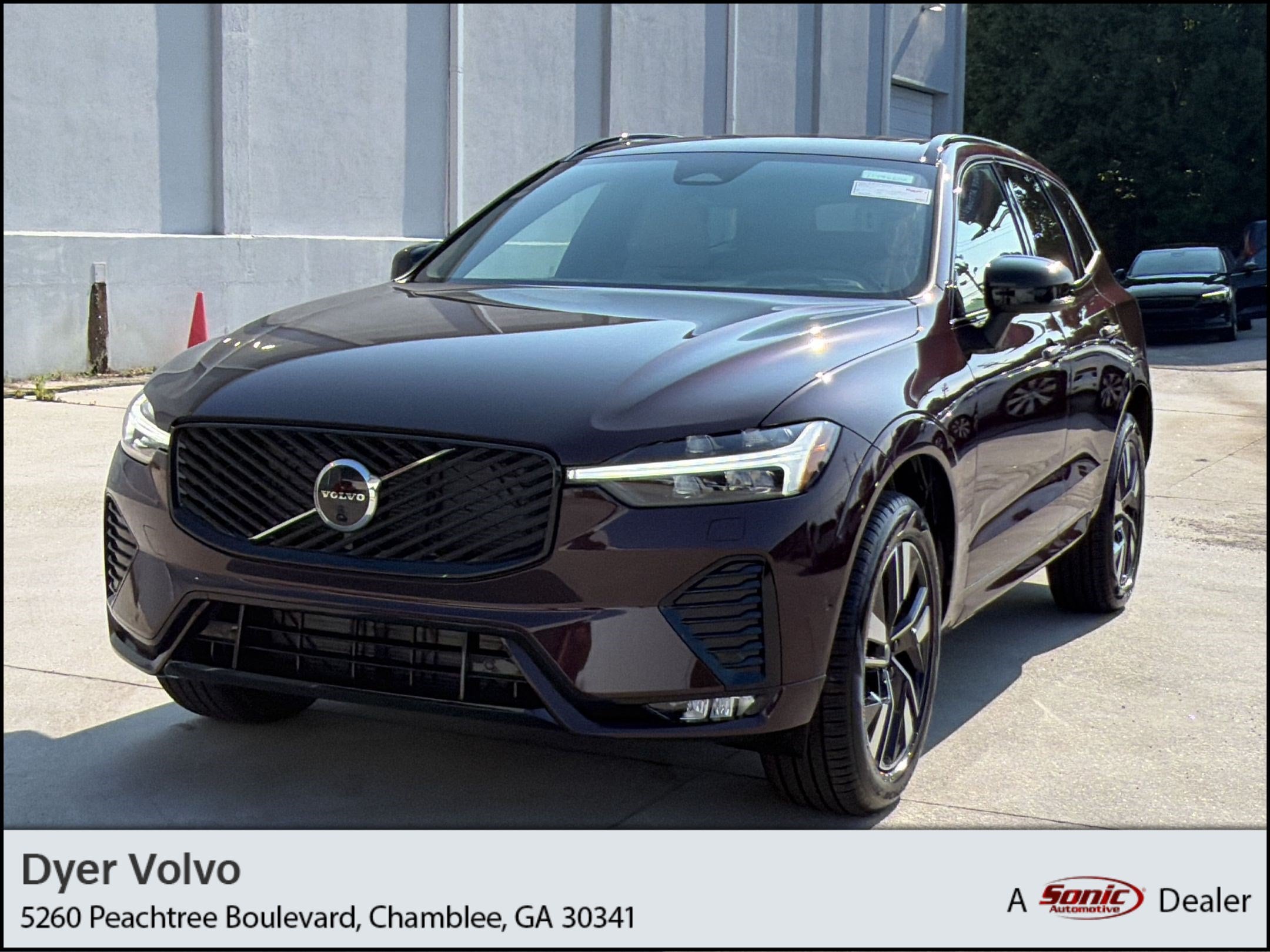 2026 Volvo XC60 B5 Plus