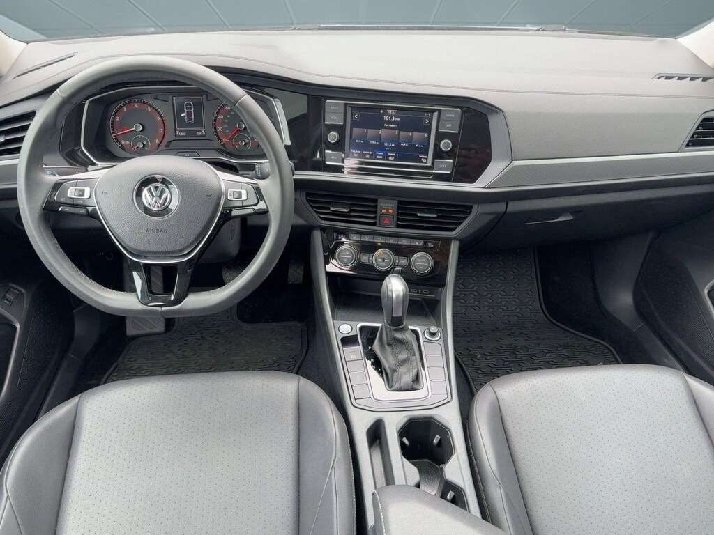 Used 2020 Volkswagen Jetta SE Sedan