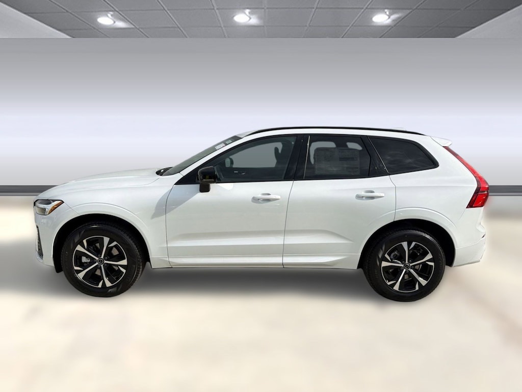 New 2026 Volvo XC60 B5 Core SUV