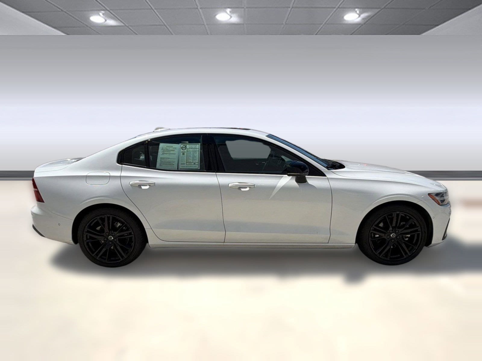 S60 Plus Black Edition Sedan