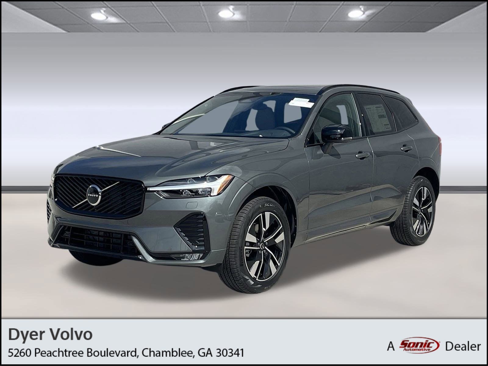 2026 Volvo XC60 Core's photo