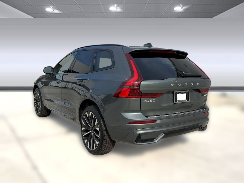 New 2026 Volvo XC60 plug-in hybrid T8 Ultra SUV