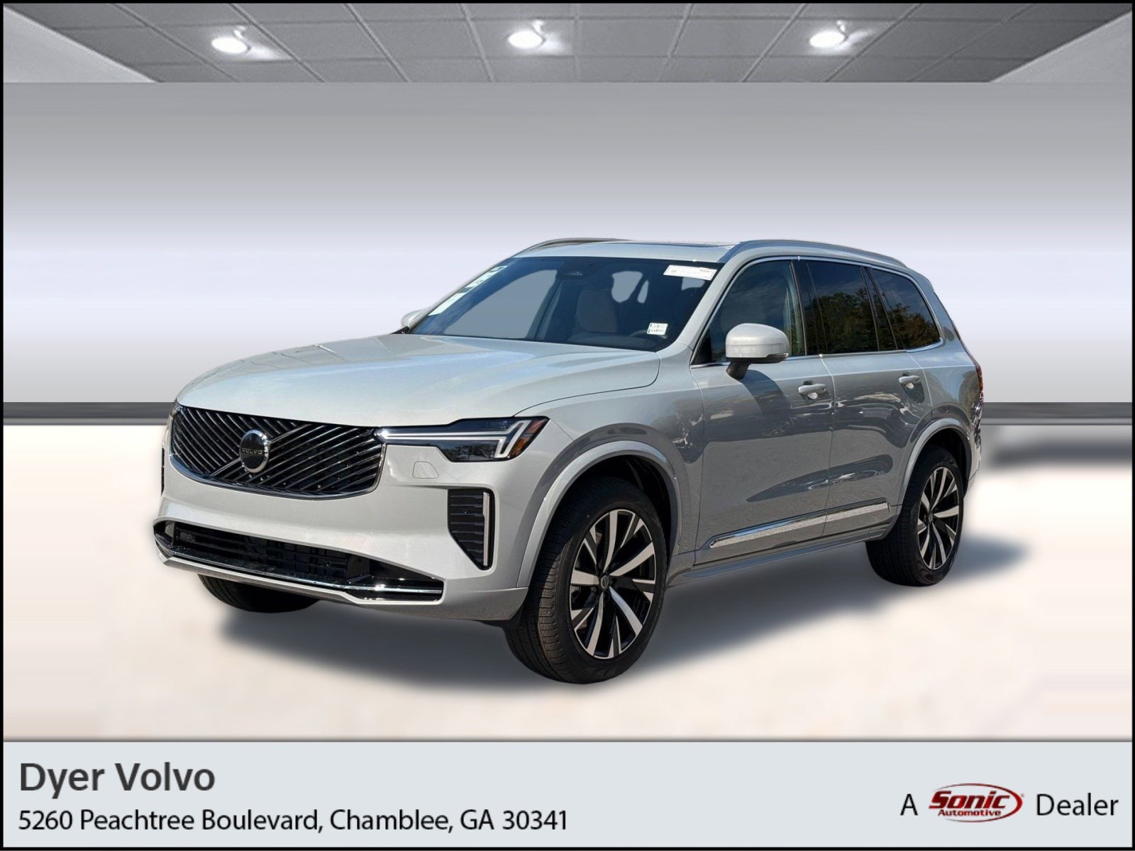 2026 Volvo XC90 Core's photo