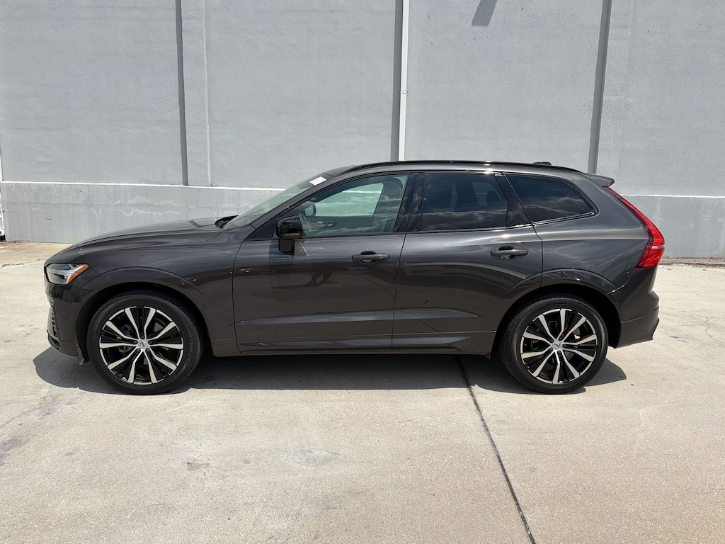 Used 2024 Volvo XC60 Plus Dark Theme SUV