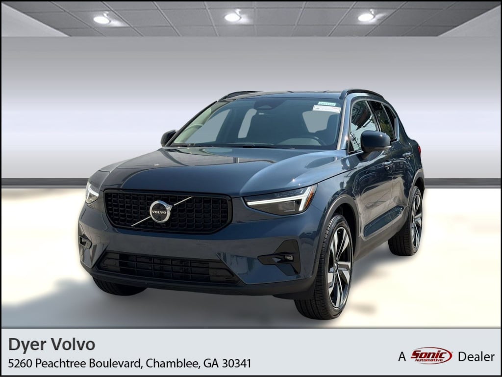 New 2026 Volvo XC40 B5 Ultra SUV