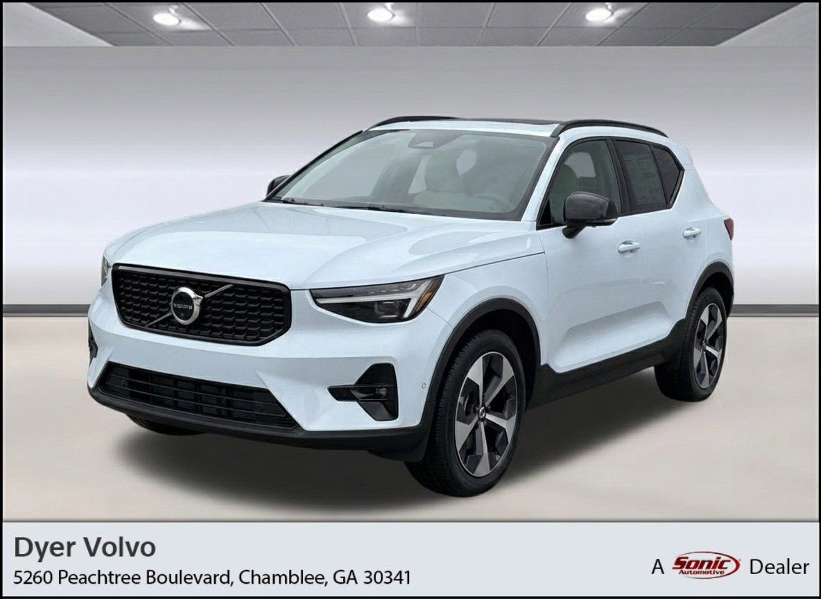 2026 Volvo XC40 Plus