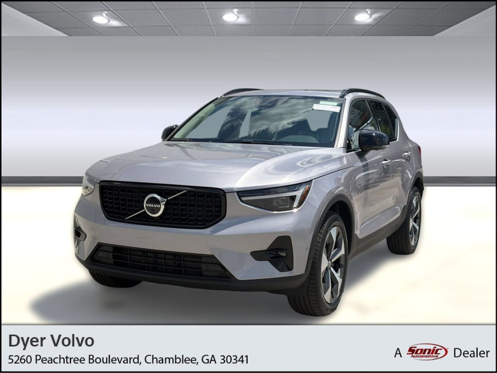 Used 2026 Volvo XC40 B5 Plus SUV