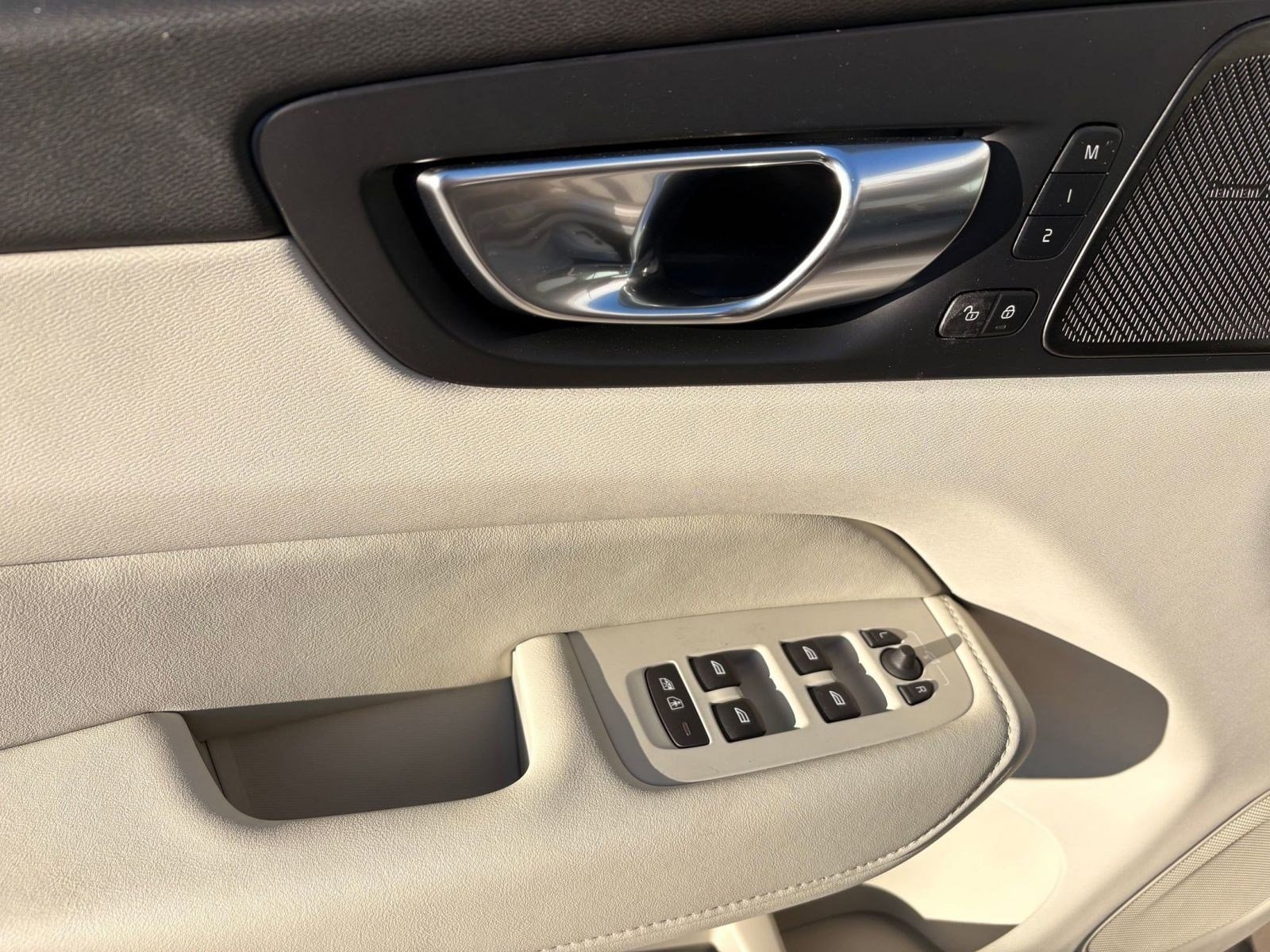 2026 Volvo XC60 Ultra - Photo 12