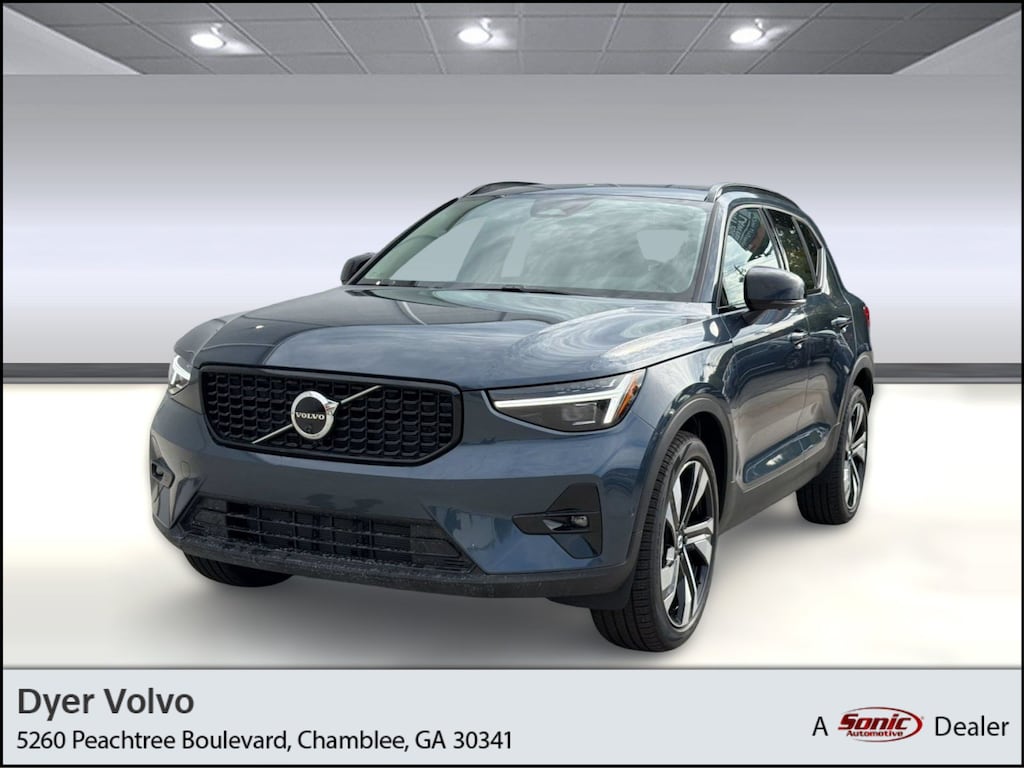 New 2026 Volvo XC40 B5 Ultra SUV