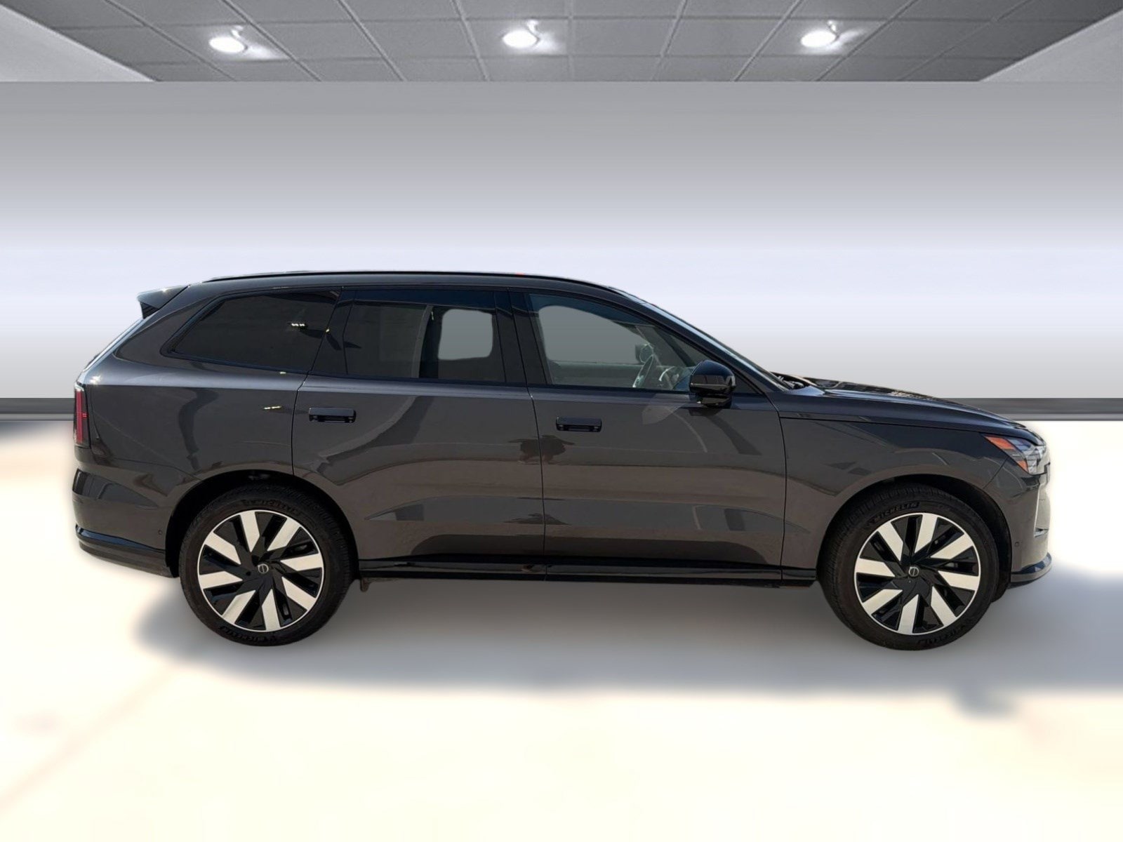EX90 Plus SUV