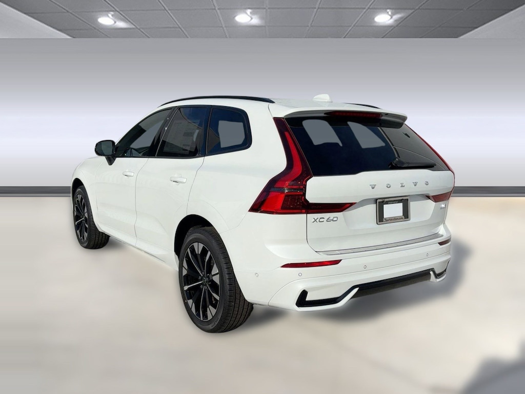 New 2026 Volvo XC60 B5 Plus SUV