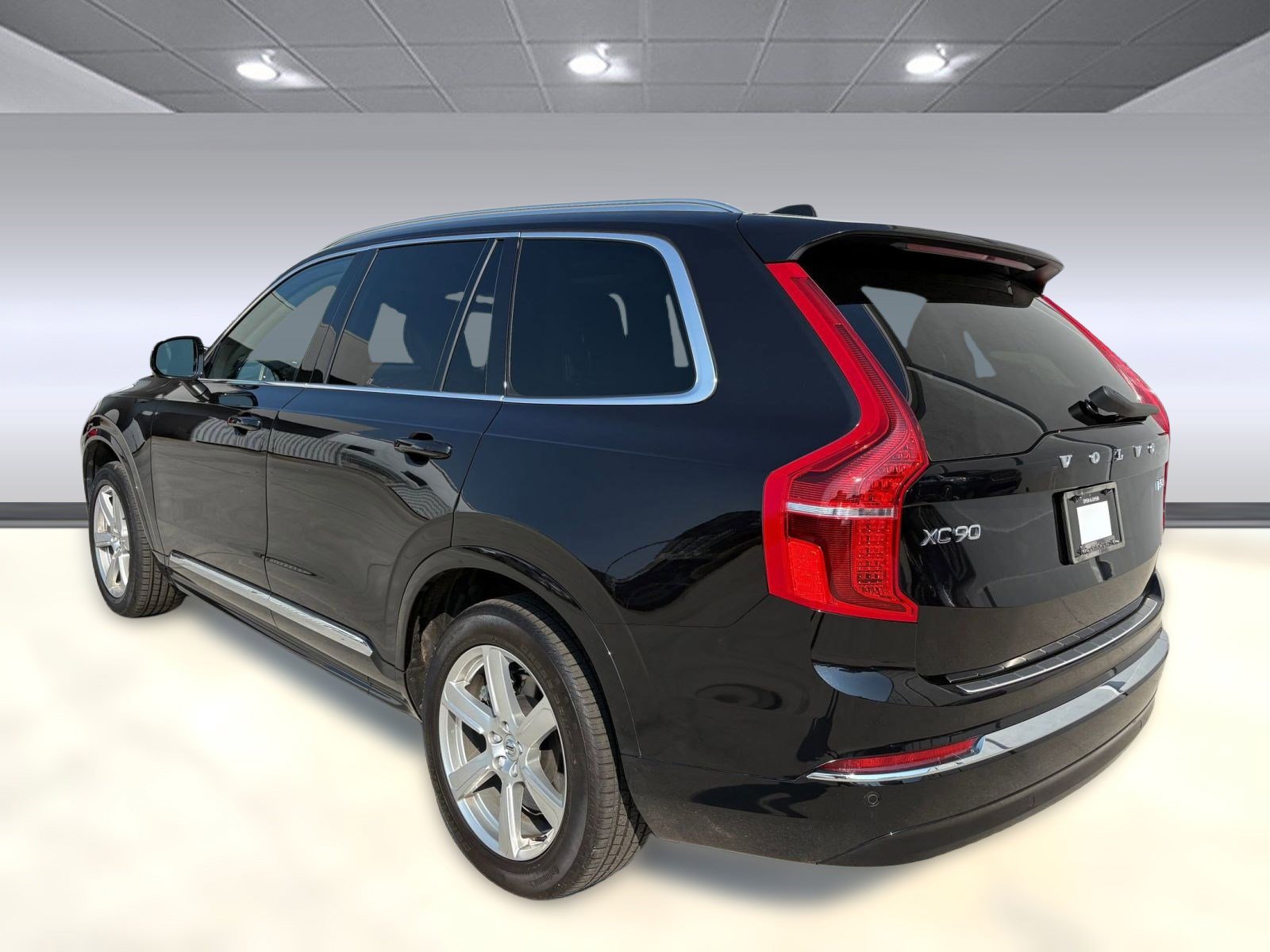 2024 Volvo XC90 B5 AWD Core photo 3