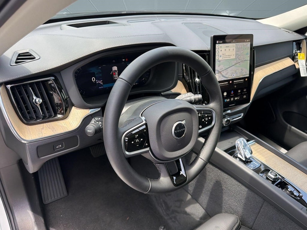 New 2026 Volvo XC60 B5 Ultra SUV