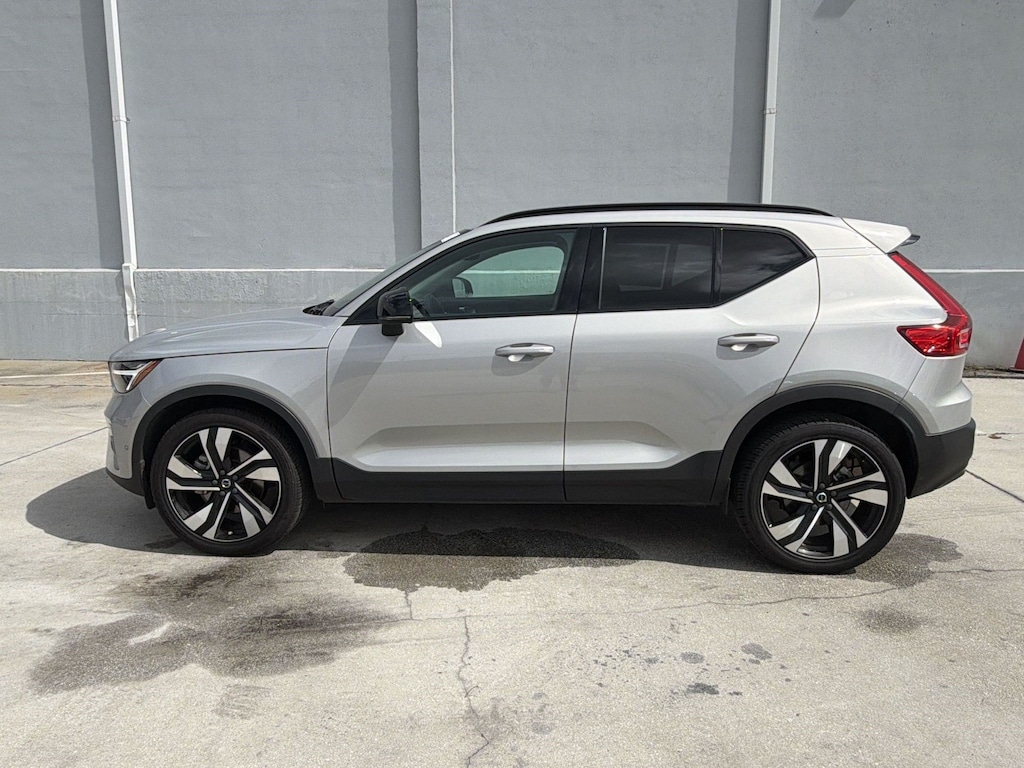 Certified 2023 Volvo XC40 Plus Dark Theme SUV