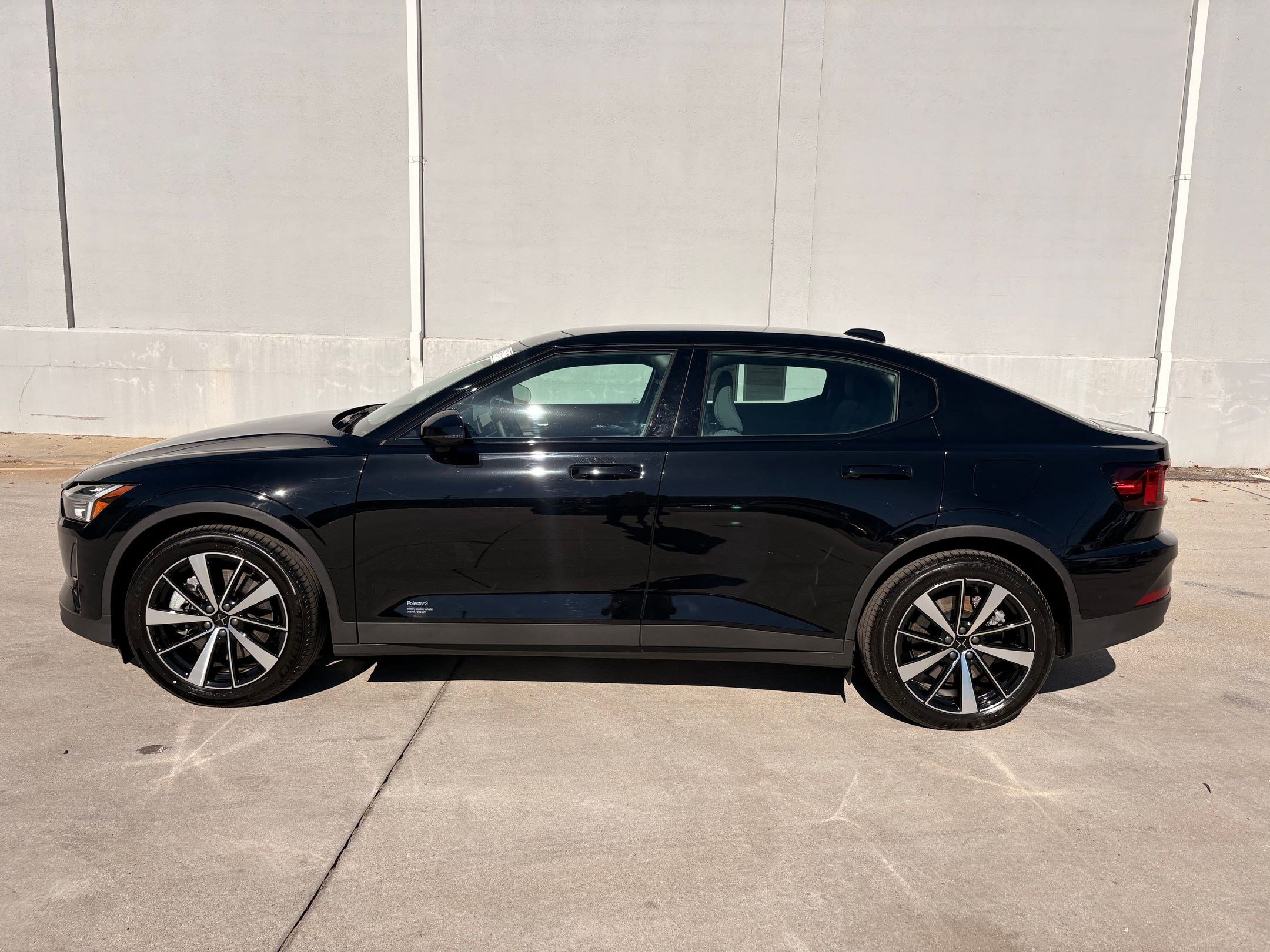 2022 Polestar PS2 e-AWD photo 2