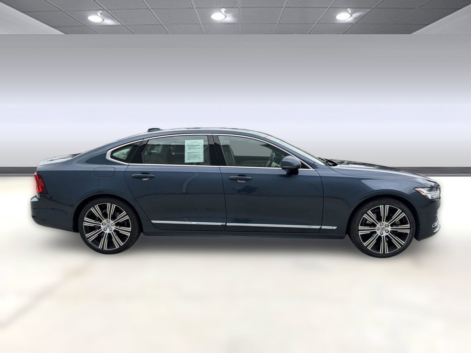 S90 Ultimate Sedan