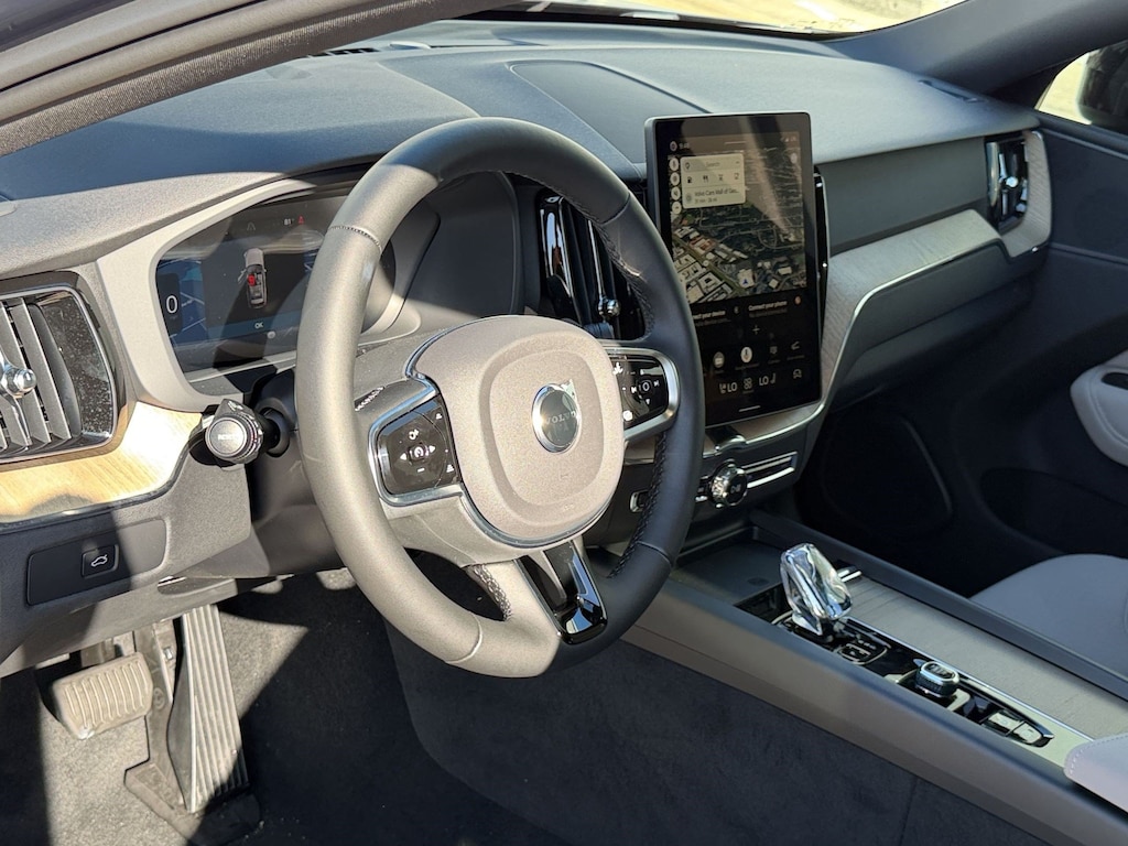 New 2026 Volvo XC60 B5 Plus SUV