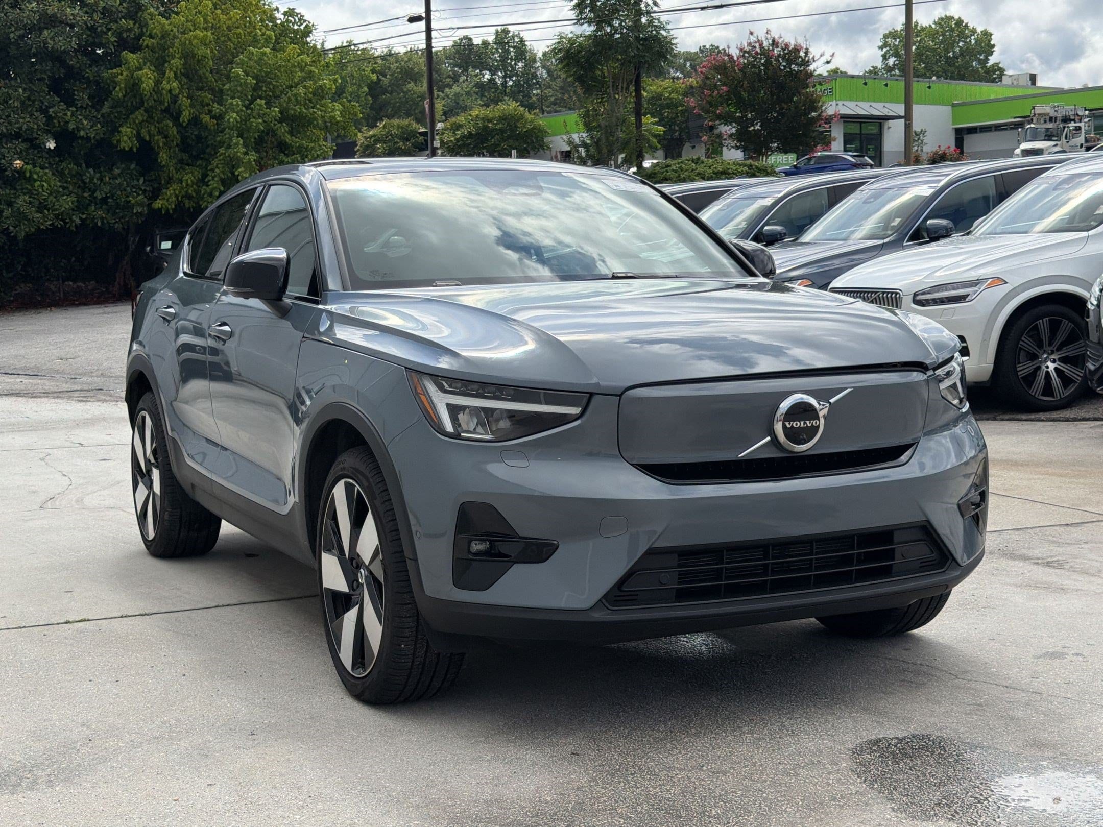 C40 Recharge Pure Electric Plus SUV