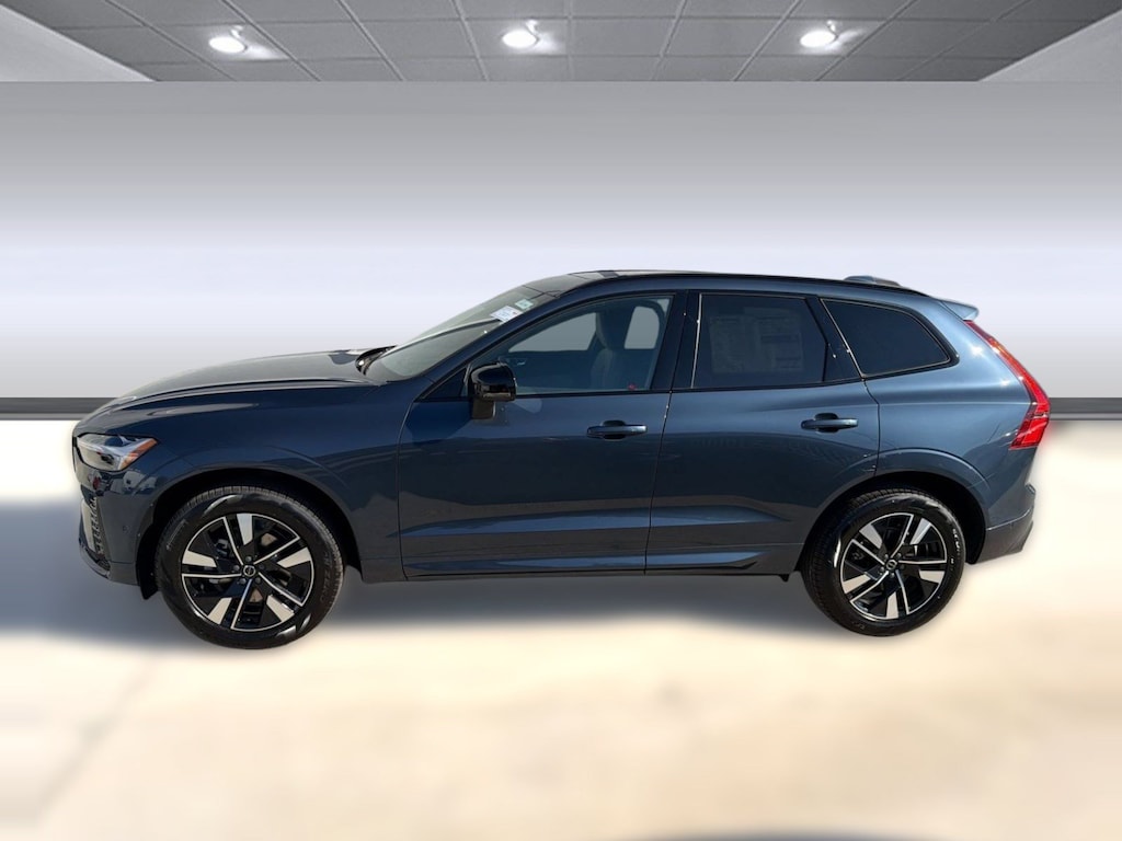 New 2026 Volvo XC60 B5 Plus SUV