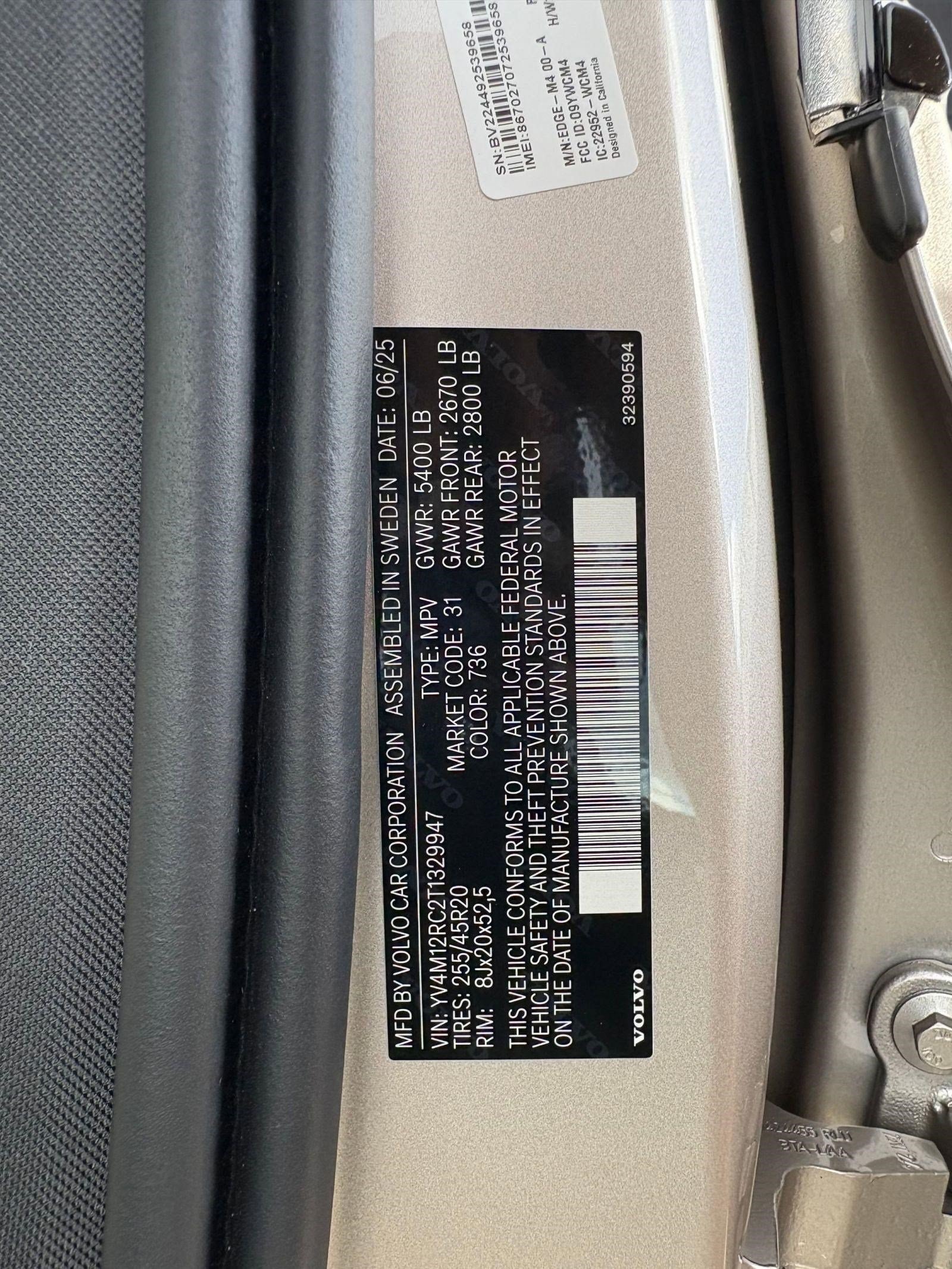 2026 Volvo XC60 Plus - Photo 19