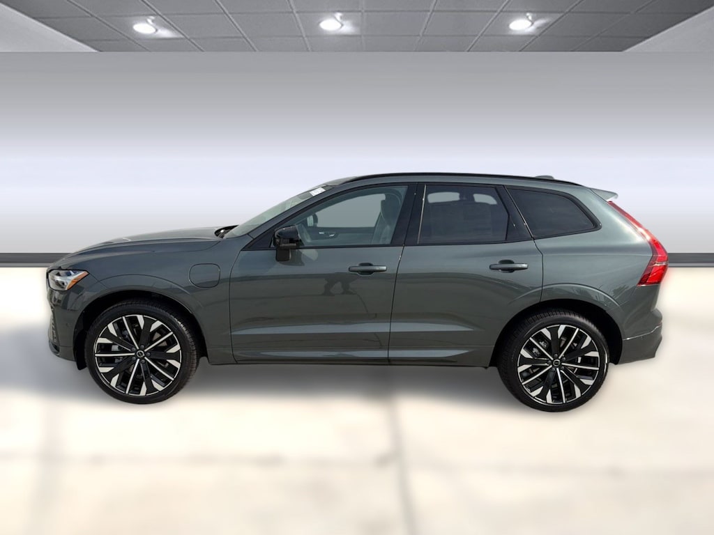 New 2026 Volvo XC60 plug-in hybrid T8 Ultra SUV