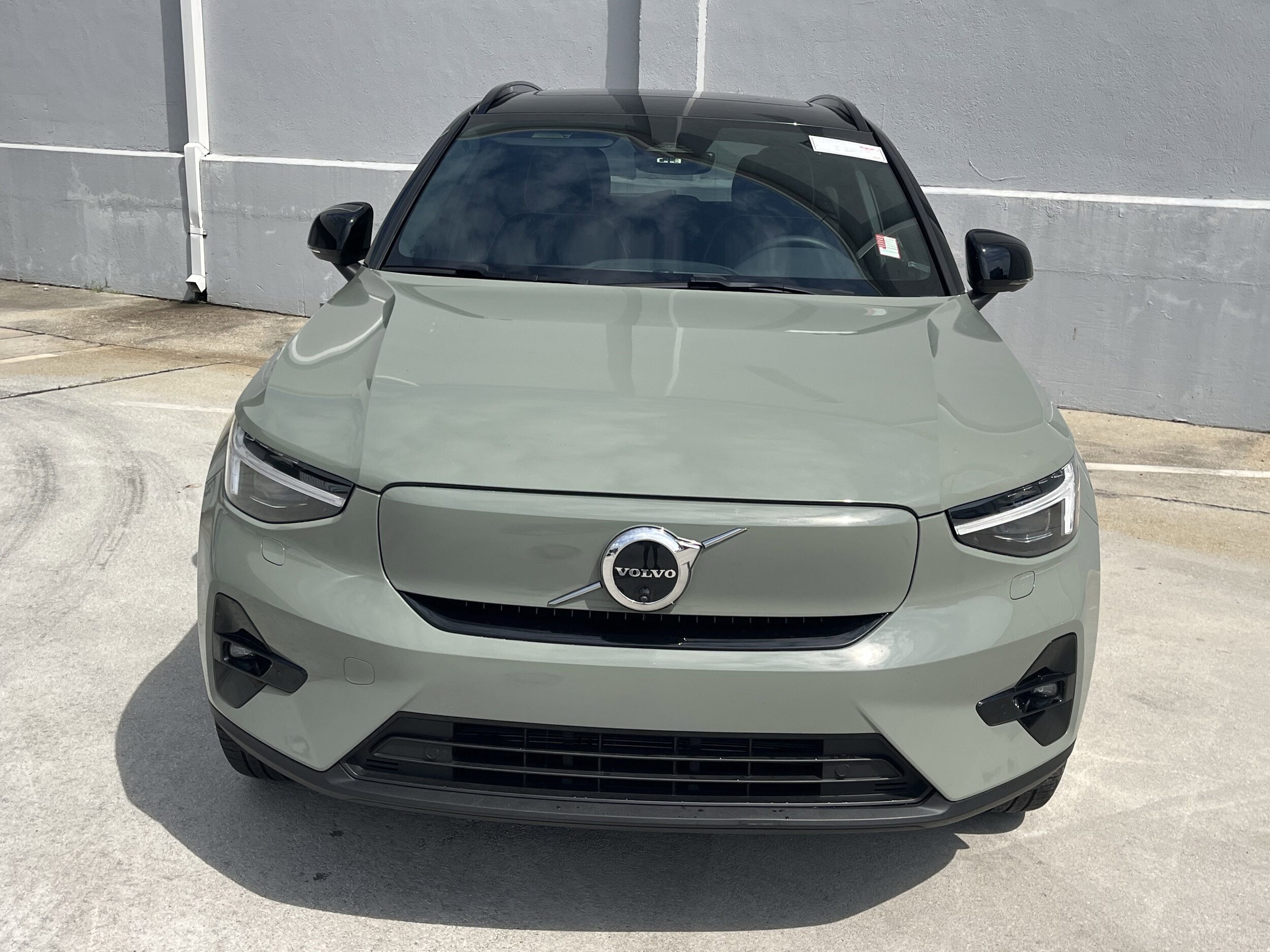 2024 Volvo XC40 Recharge Ultimate photo 3