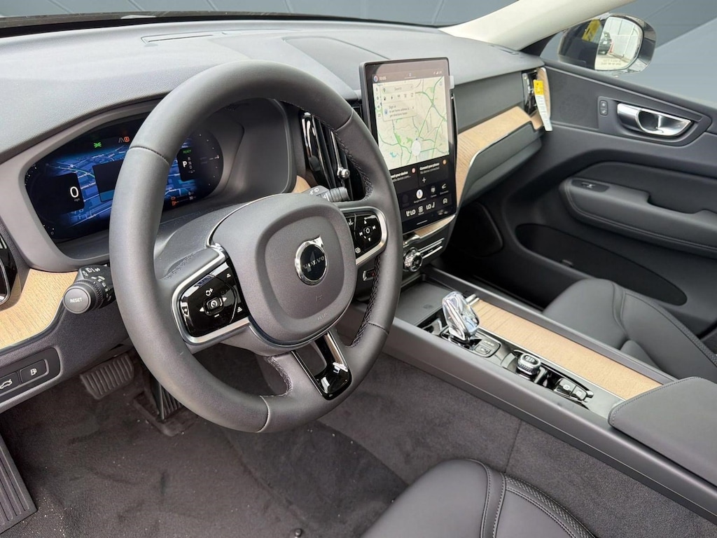 New 2026 Volvo XC60 plug-in hybrid T8 Plus SUV