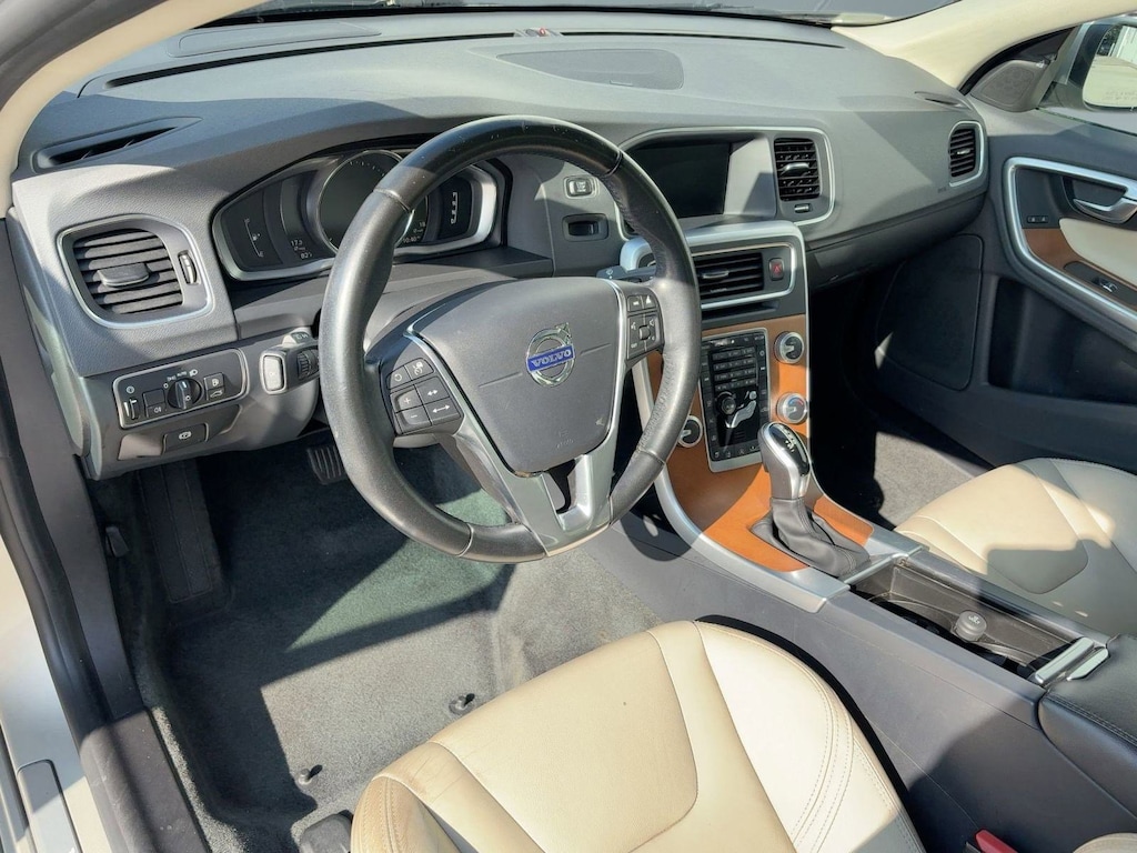 Used 2017 Volvo S60 Inscription Platinum Sedan