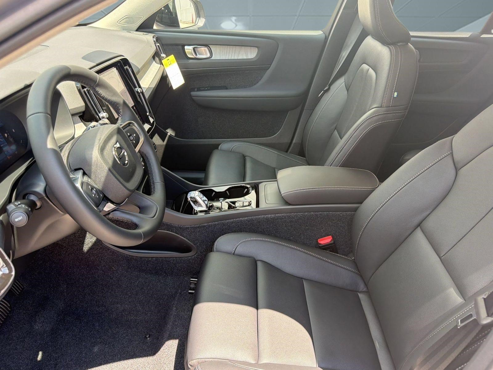 XC40 B5 Plus SUV