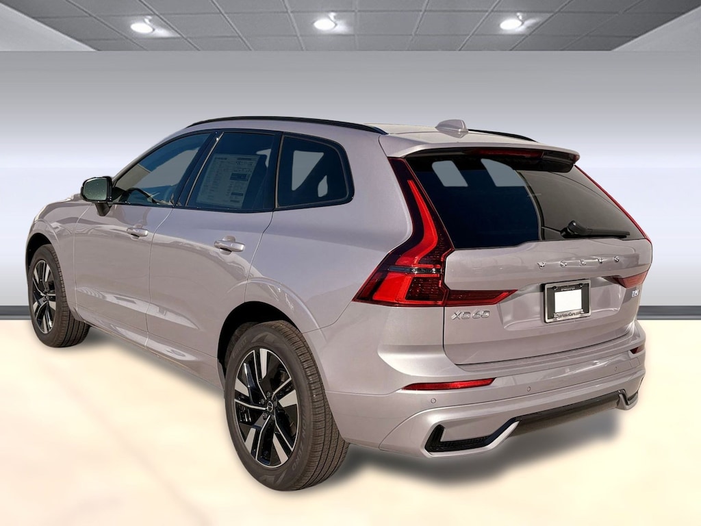 New 2026 Volvo XC60 B5 Core SUV