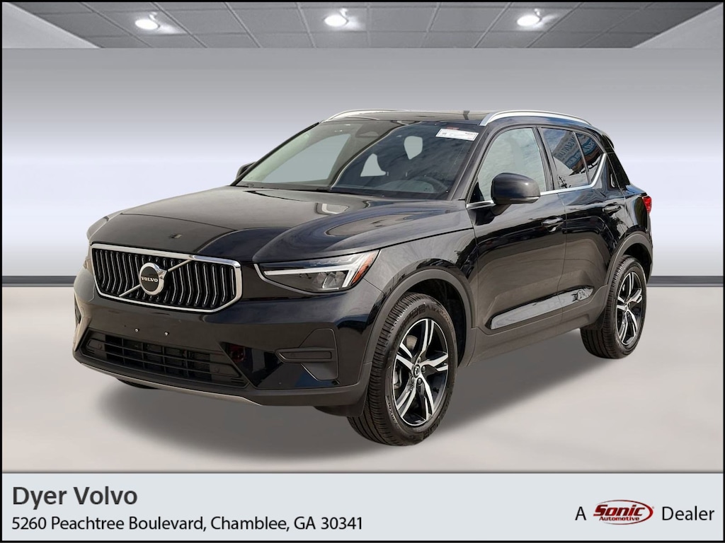 Certified 2025 Volvo XC40 Core Bright Theme SUV