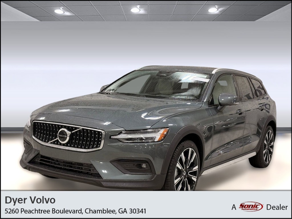 New 2026 Volvo V60 Cross Country B5 Ultra Wagon