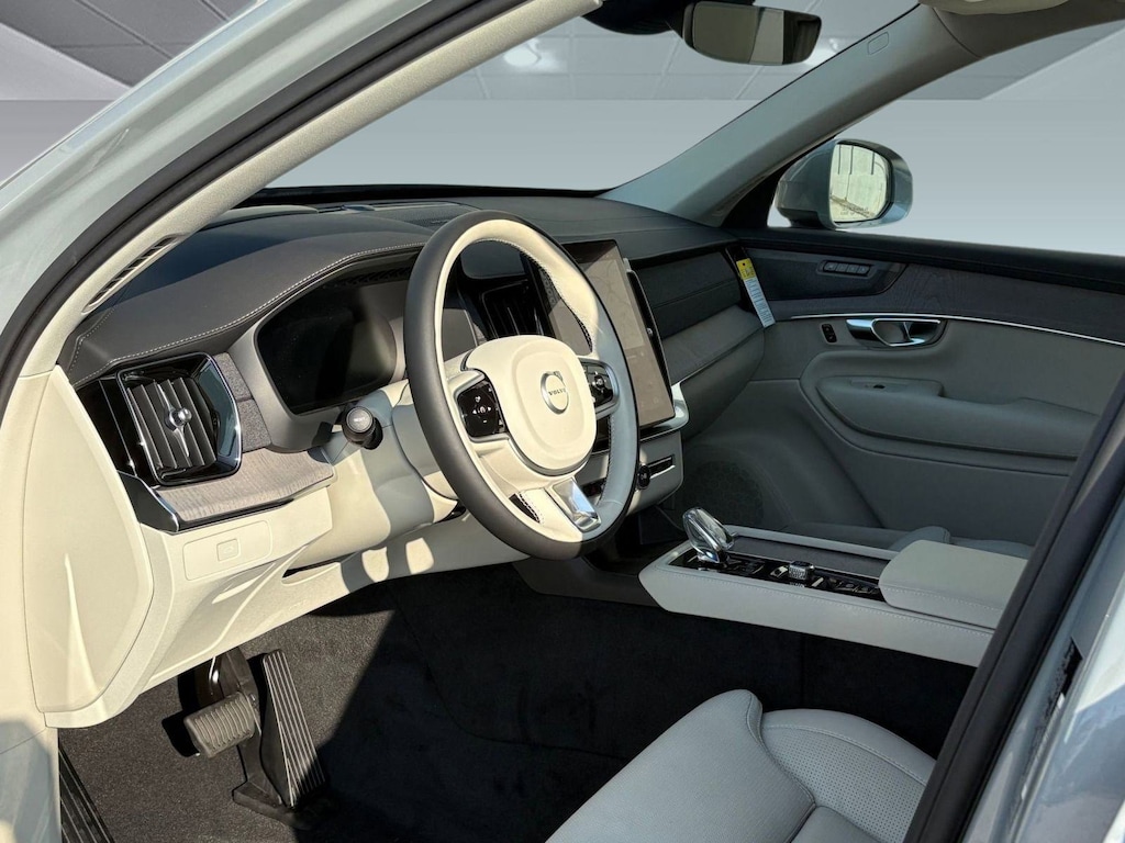 New 2026 Volvo XC90 B6 Ultra 7-Seater SUV