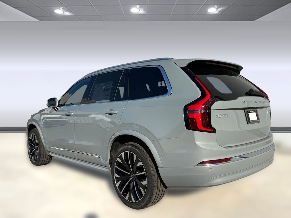 New 2026 Volvo XC90 B6 Plus 7-Seater SUV