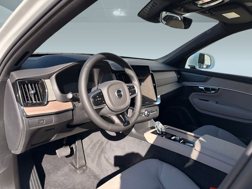 New 2026 Volvo XC90 B6 Plus 7-Seater SUV