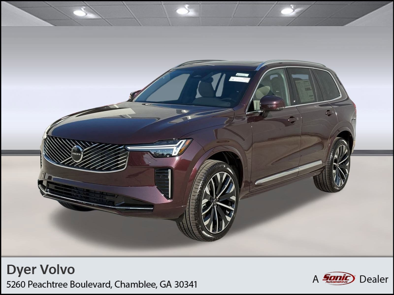 2026 Volvo XC90 Core's photo
