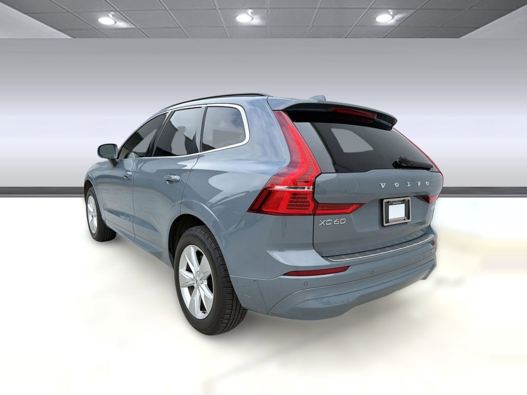 Certified 2022 Volvo XC60 Momentum SUV