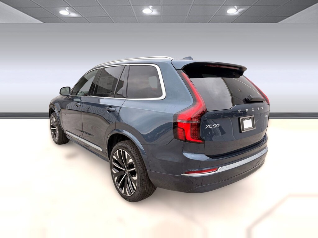 New 2026 Volvo XC90 B6 Plus 7-Seater SUV