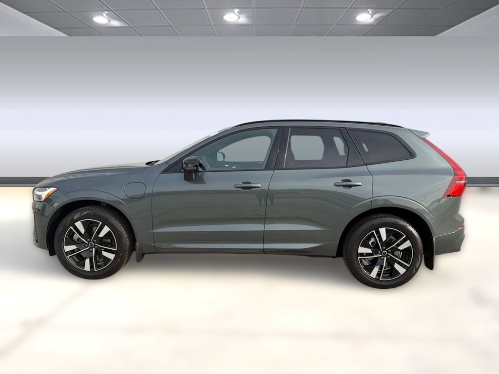 New 2026 Volvo XC60 plug-in hybrid T8 Core SUV