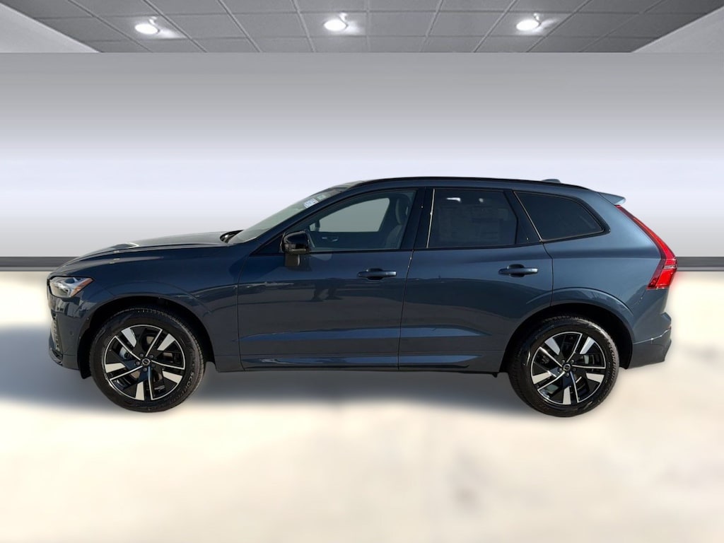 New 2026 Volvo XC60 B5 Plus SUV