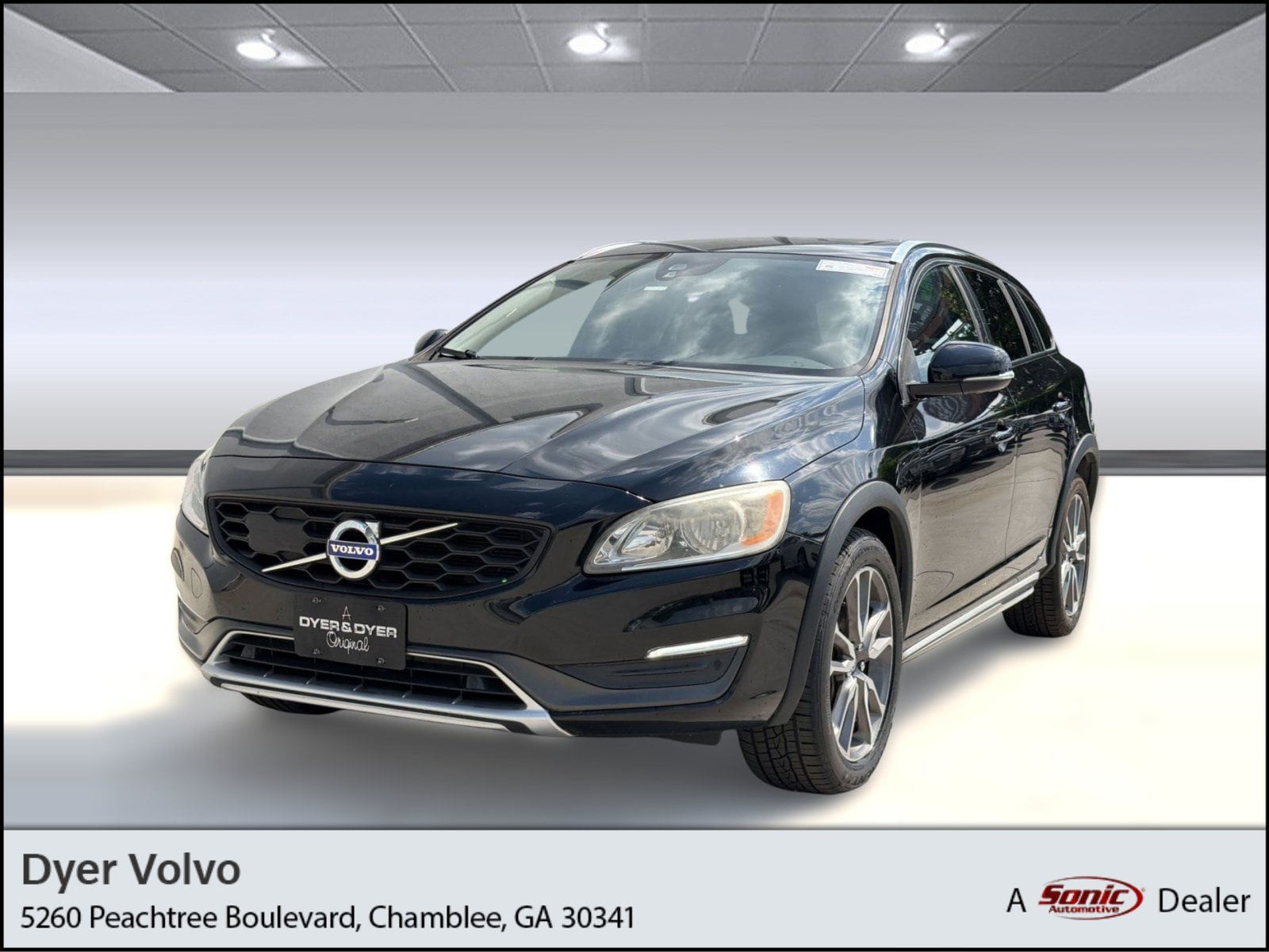 2015 Volvo V60 Cross Country Wagon 
